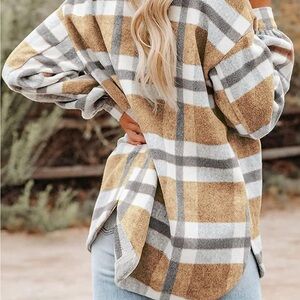 Cozy Gray and Tan Crew Neck Sweater with Plaid Design